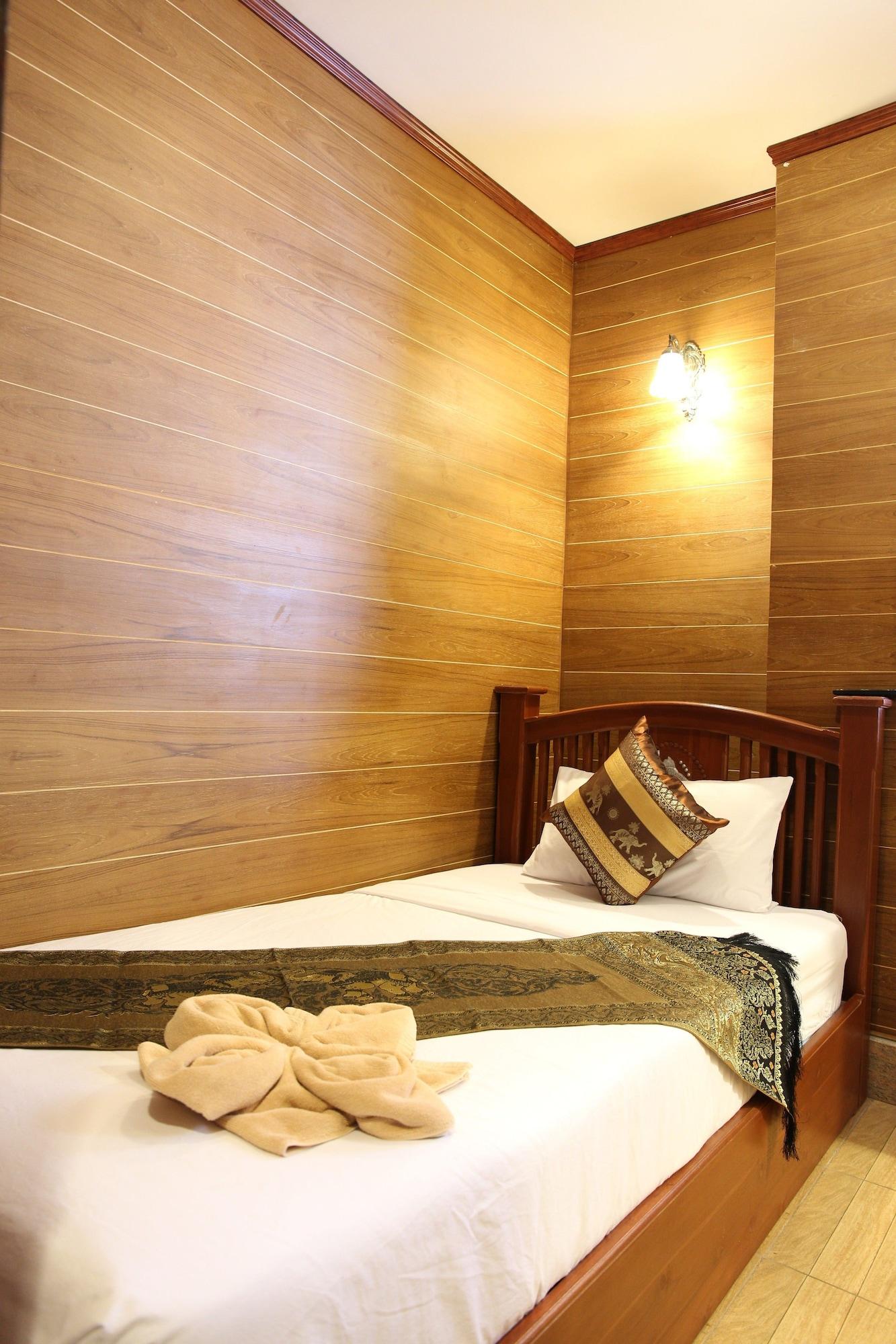 Tanee Place Penginapan