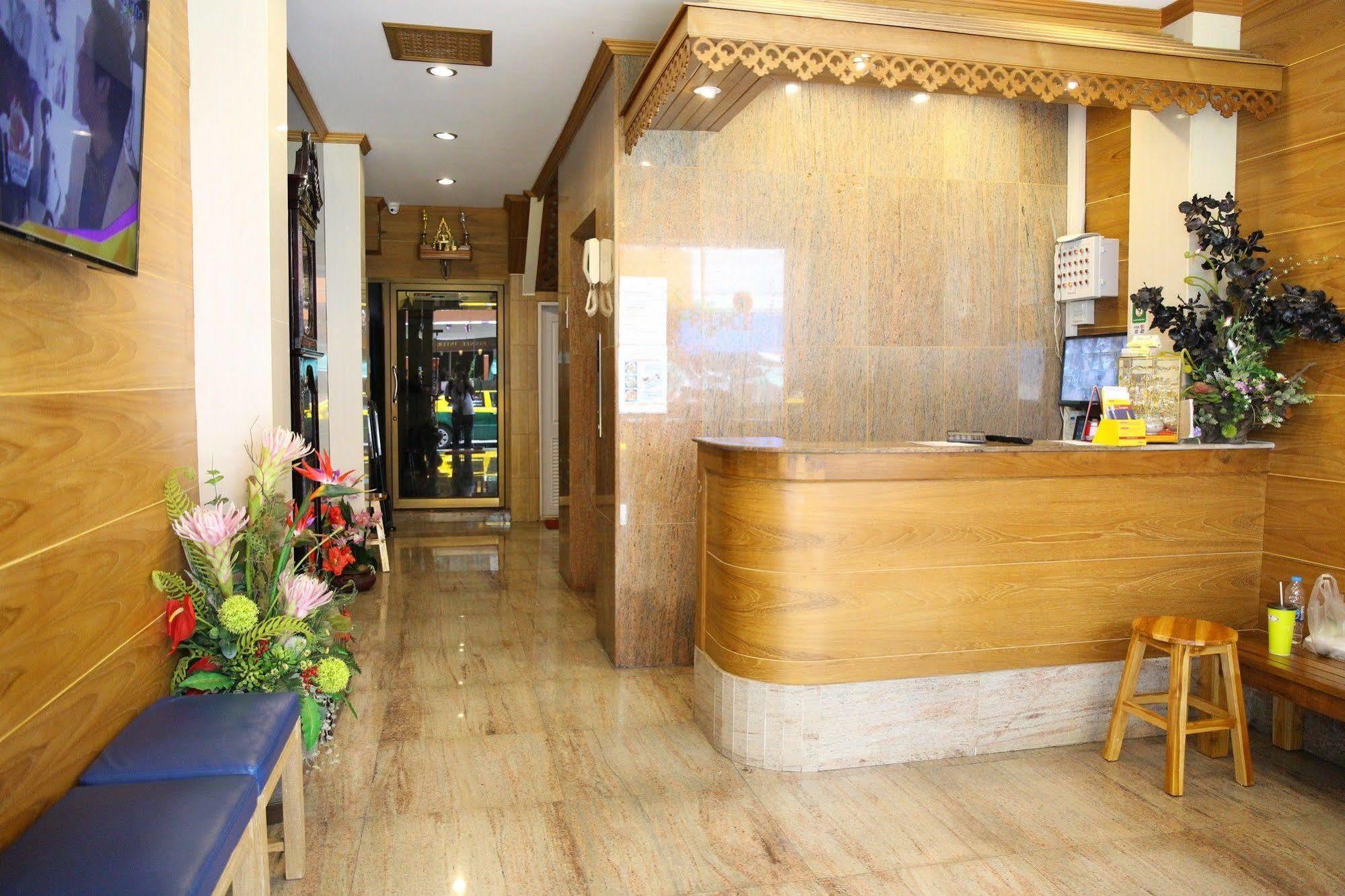 Tanee Place Penginapan