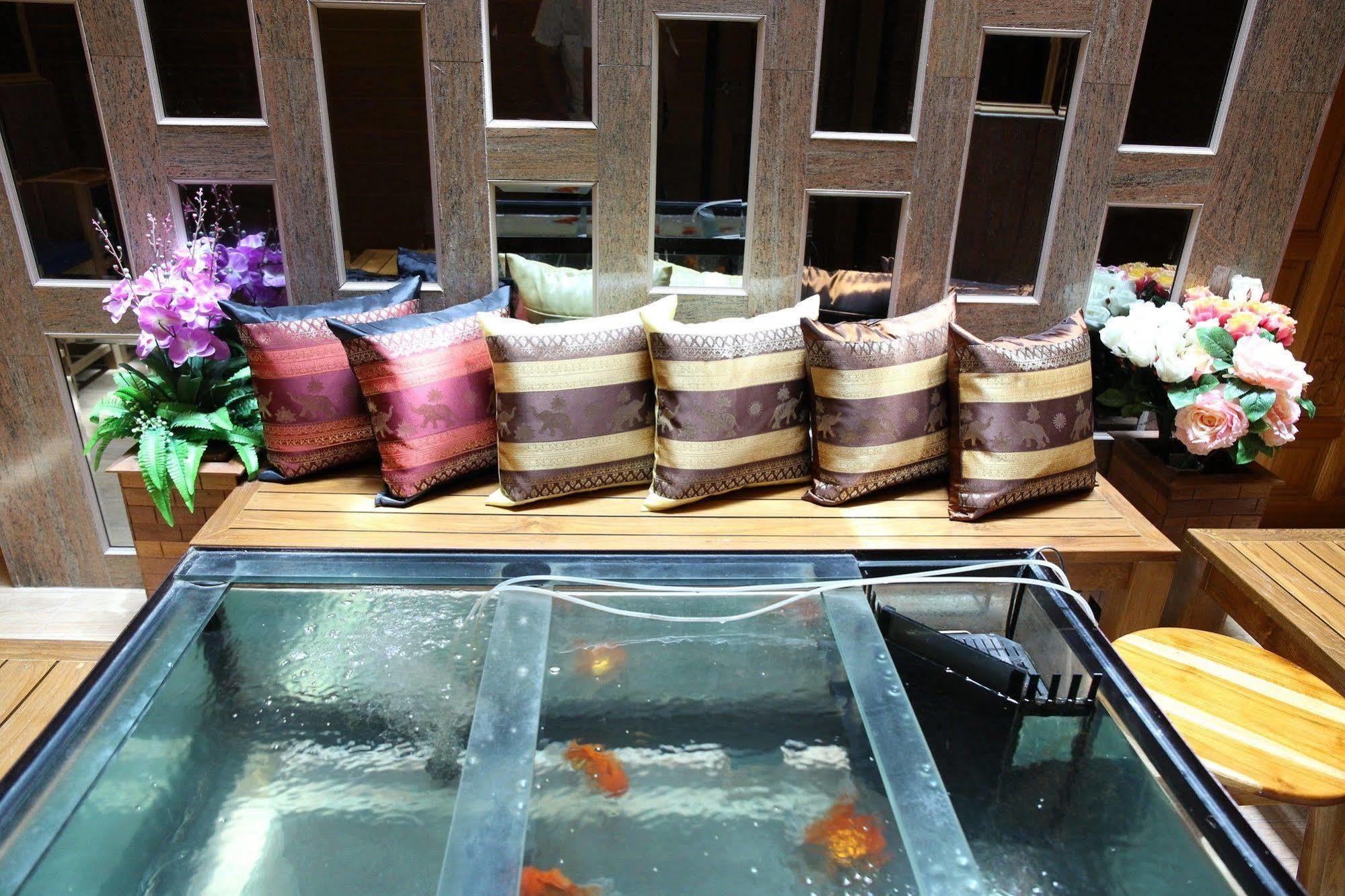 Penginapan Tanee Place Bangkok